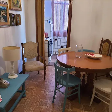 Holiday home La Maison De Adele *