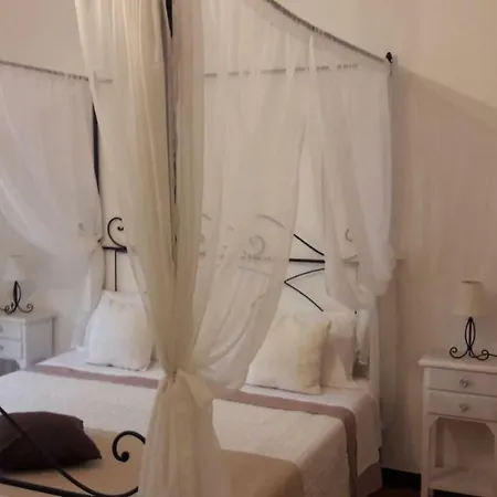 Holiday home La Maison De Adele *
